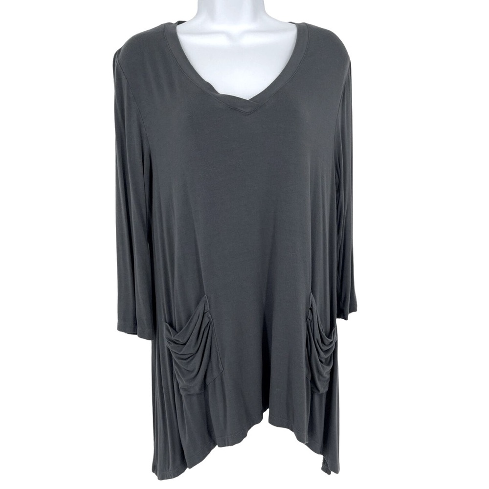 LOGO by Lori Goldstein Charcoal Gray Asymmetrical Tunic Top with Pockets 1X